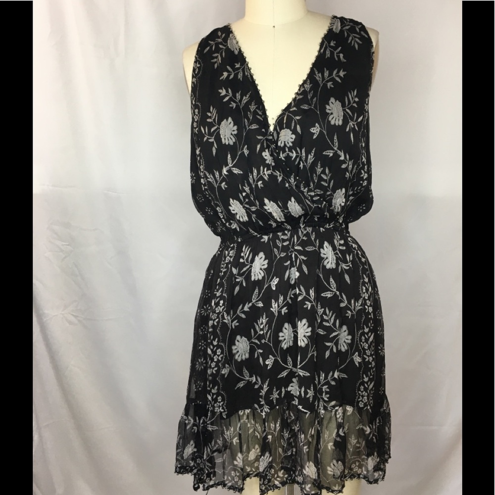 Love Sam drawstring waist nwot print dress